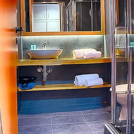 Hotell Athlos 4*
